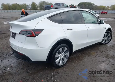2023 Tesla Model Y Awd/Long Range Dual Motor All-Wheel Drive из США, поврежденный, VIN 7SAYGDEE4PA123306